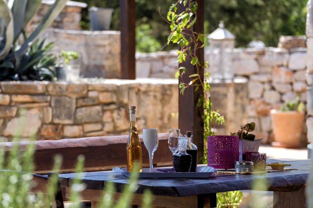 Villa Oxa Dreamland Stari Grad  Ngoại thất bức ảnh